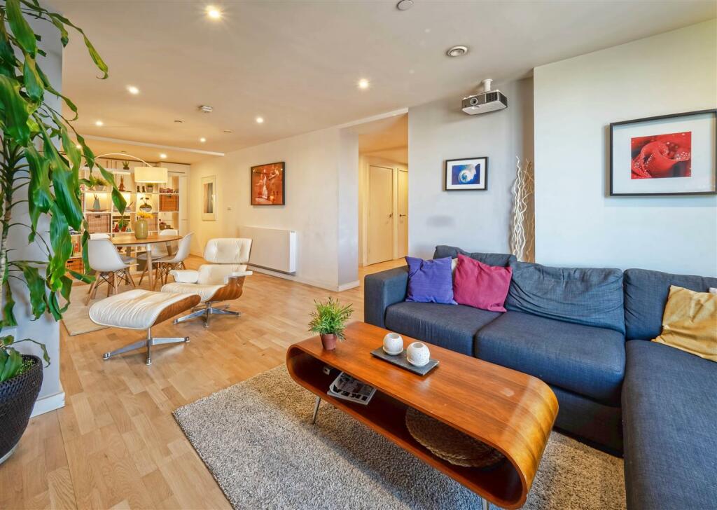 14 Apartment 409 Lounge area.jpg