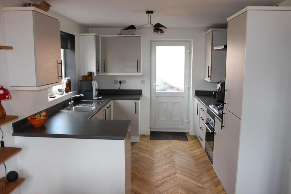 Excellent Dining Kitchen