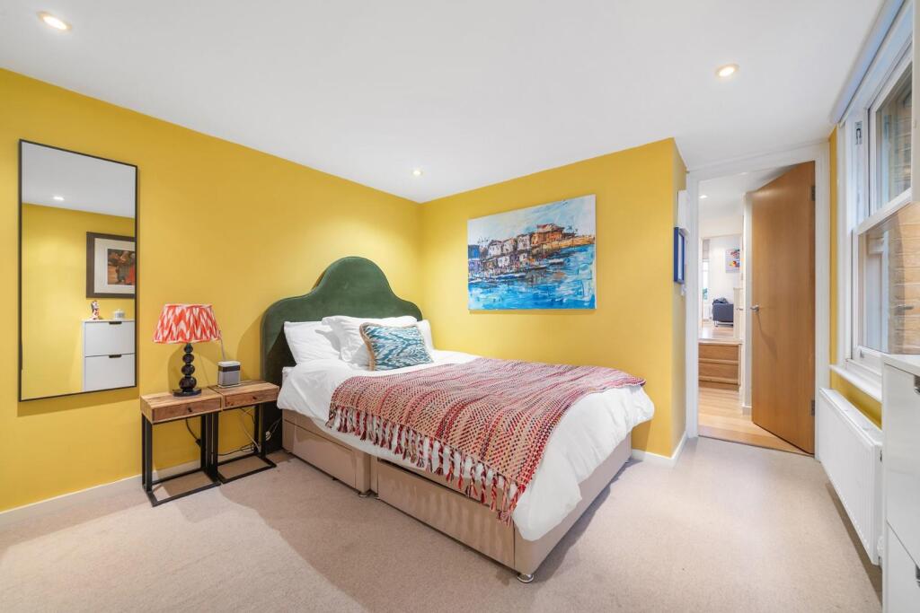 Bedroom1.jpg