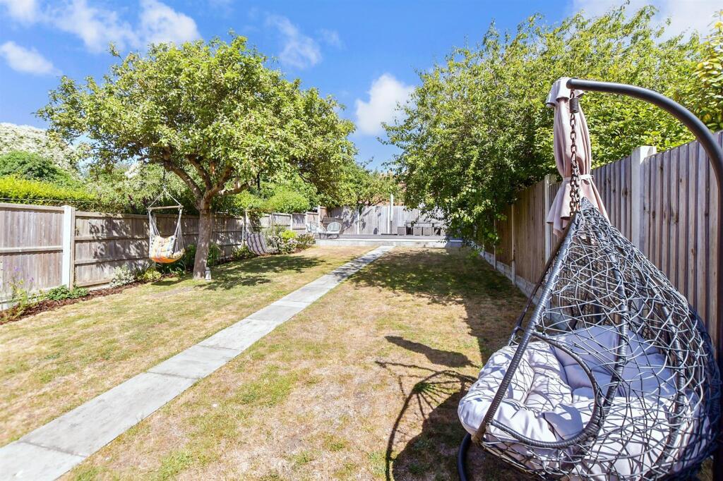 External Lifestyle Photograph