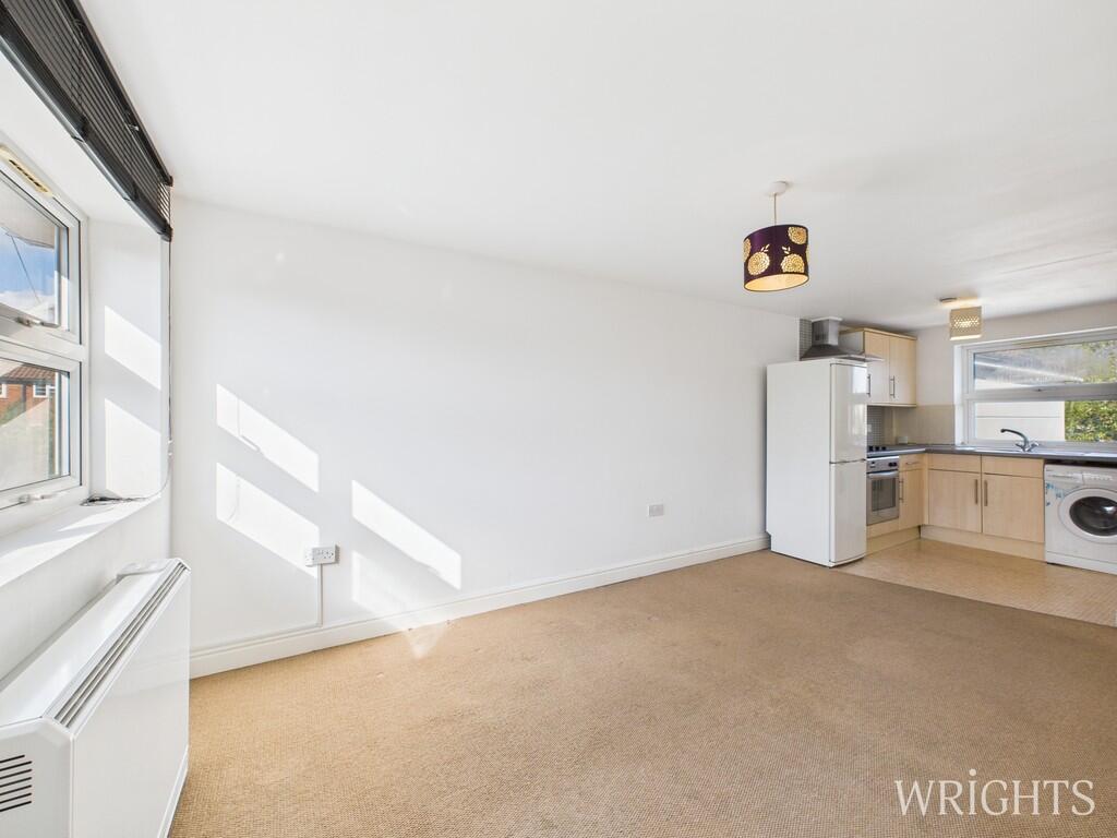 CAM05659G0-PR0008...