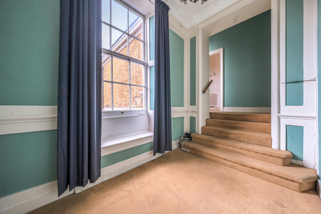 1374556-5-6908807...