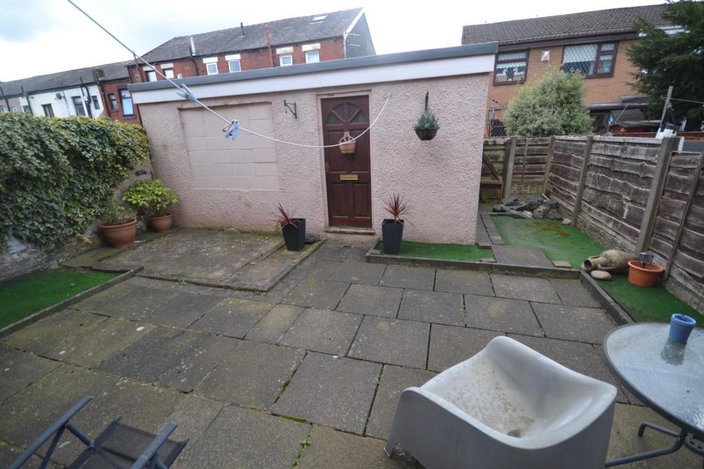 Outside - Rear Garden