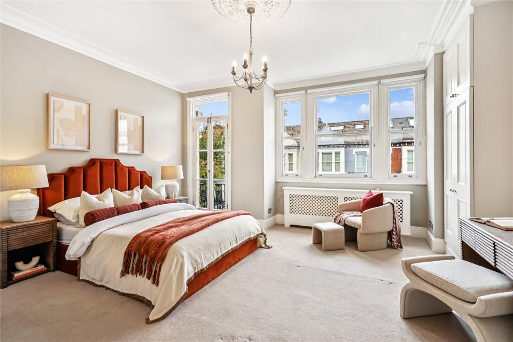 Principal Bedroom