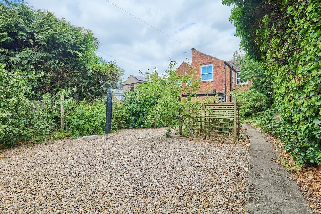 Edward Knight 202...