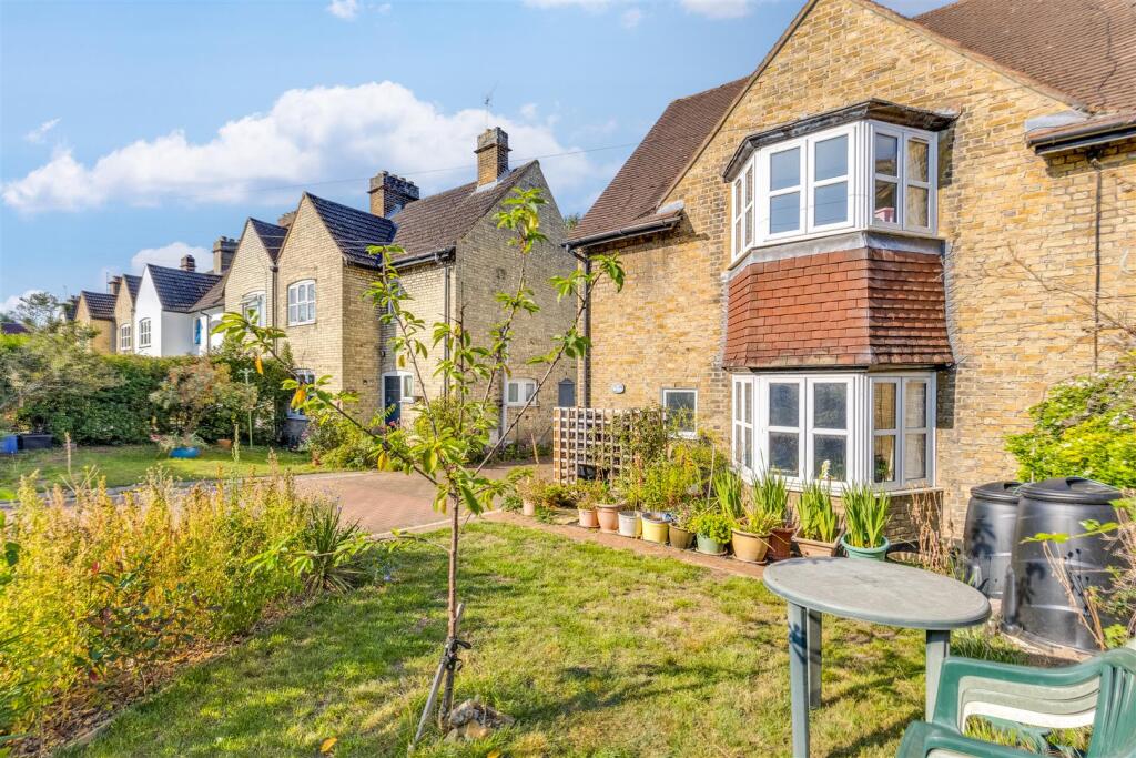 Pix Road 24 EXT-6.jpg