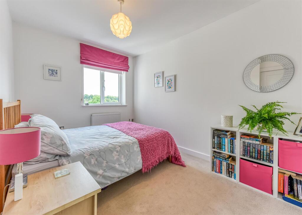 8 Thorsten House-Bedroom 1.jpg