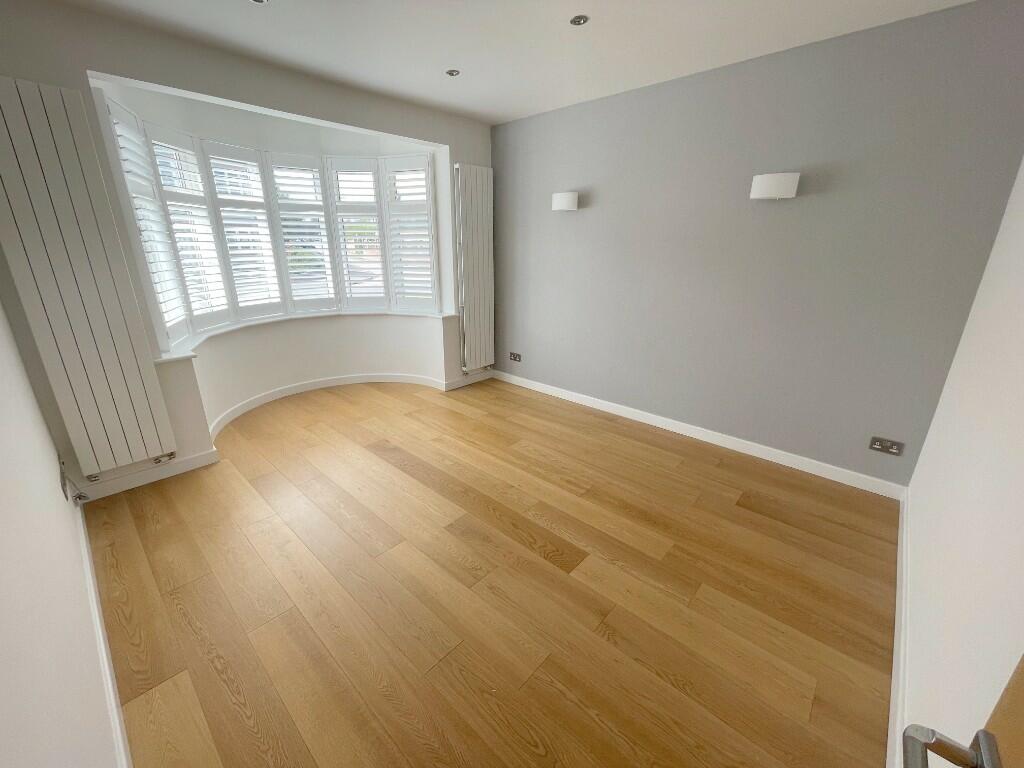 BEDROOM 5/RECEPTION