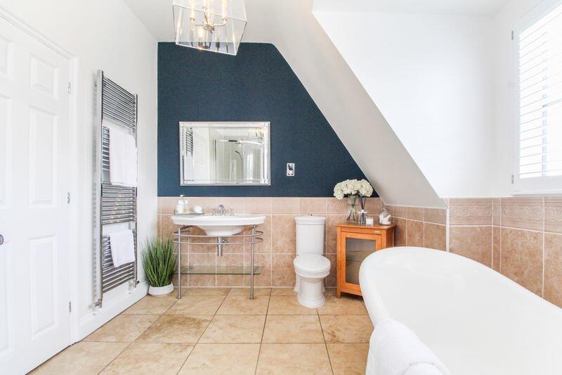 Bedroom One En-Suite