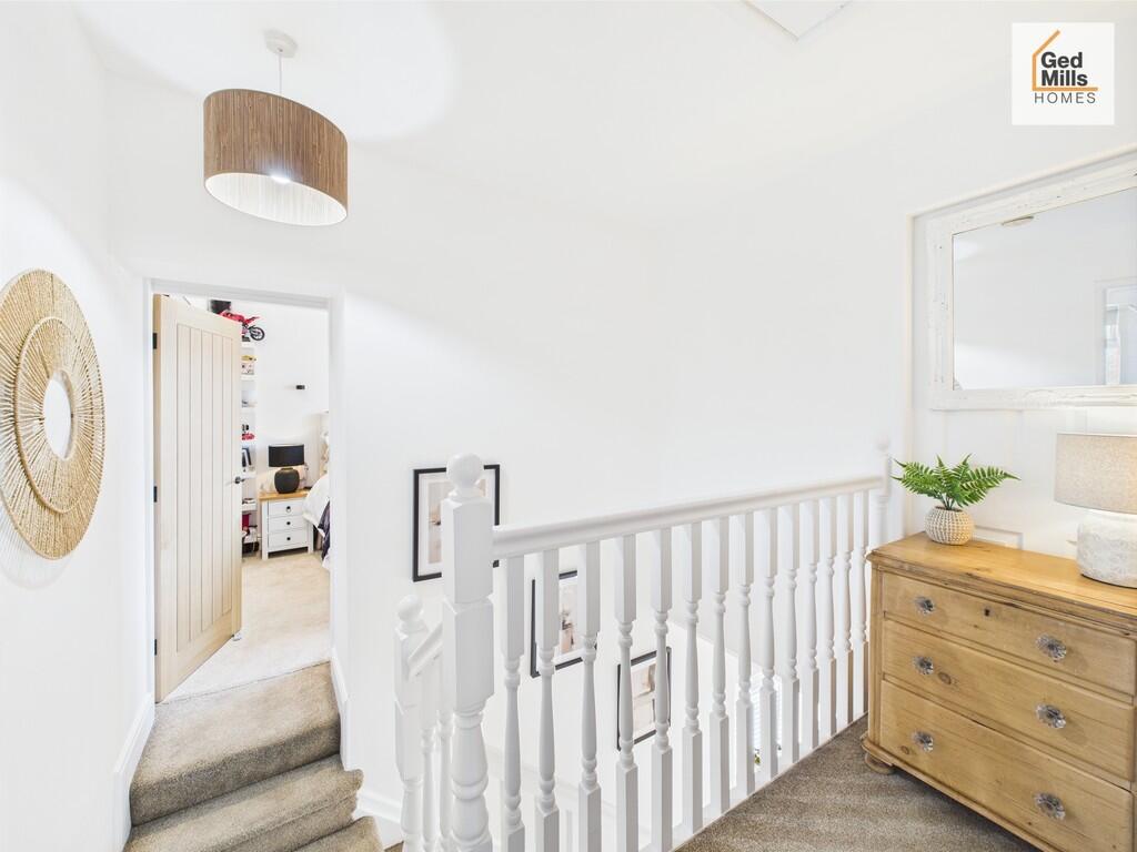 CAM04261G0-PR0047...