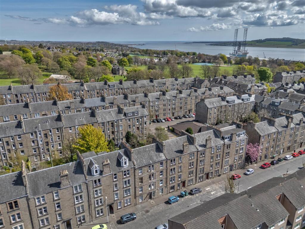 2L 17 Morgan Street Dundee-2.JPG