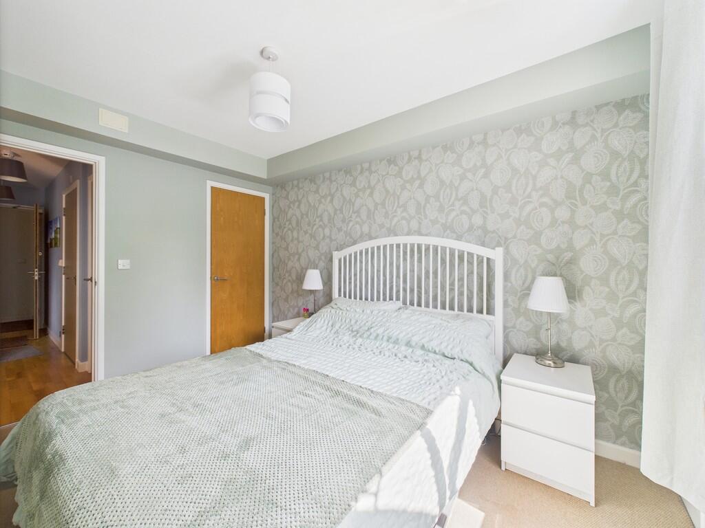 CAM02089G0-PR0534...