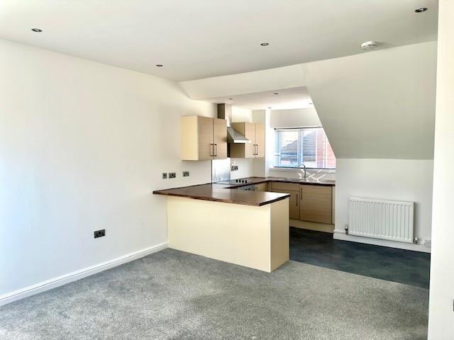 Kitchen 1.jpg