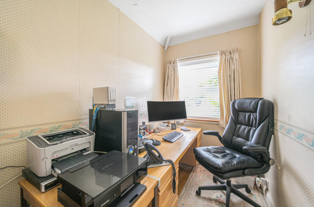 32-6821ec48b3f96-...