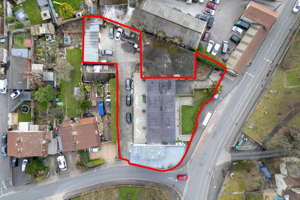 1 - 4 The Parade Church Road &amp; 2 Chapel Road, Bish