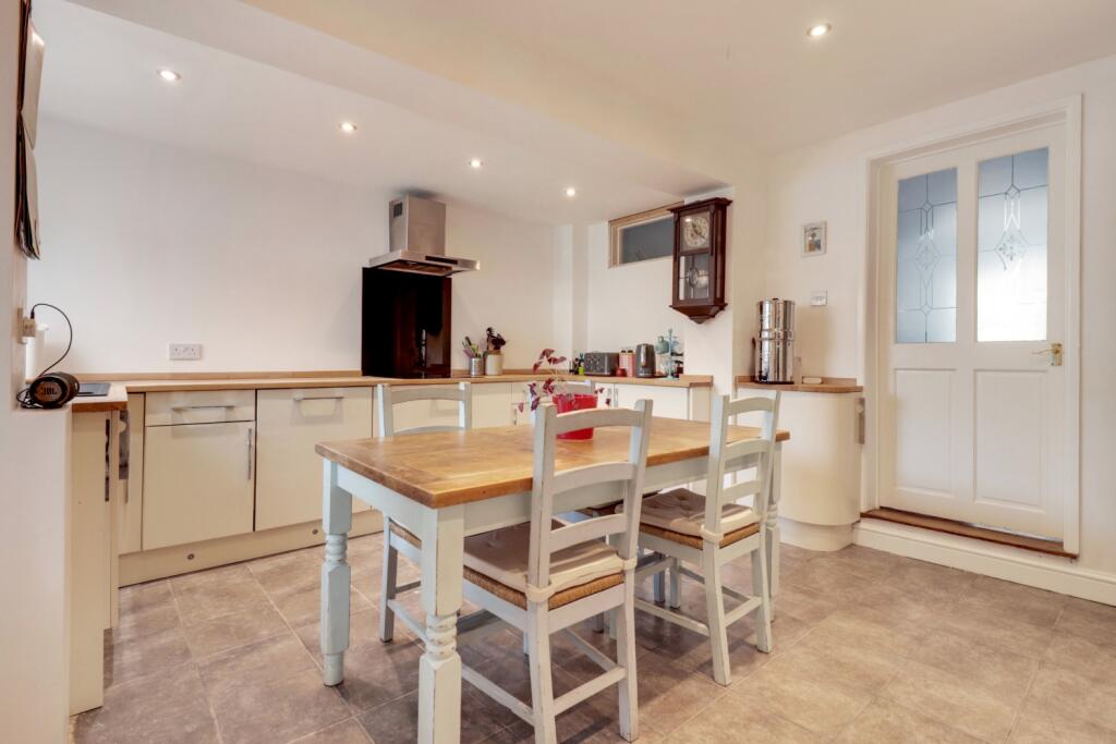 Kitchen Breakfast Room