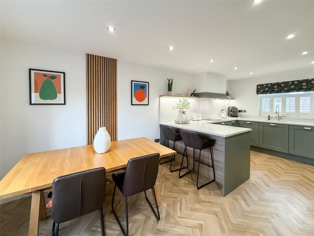 Dining Kitchen