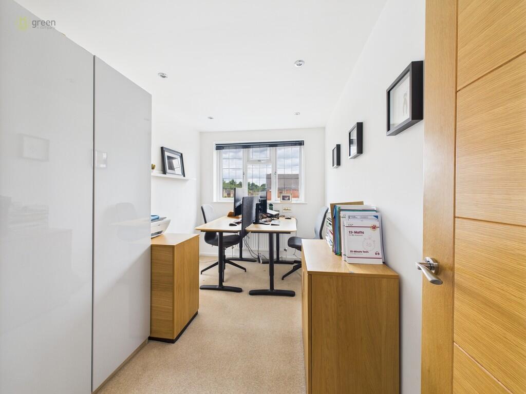 CAM04914G0-PR0194...