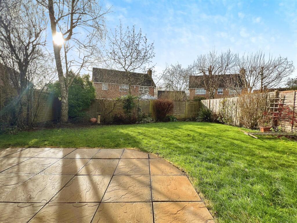 9c00ff29-garden 202.jpg