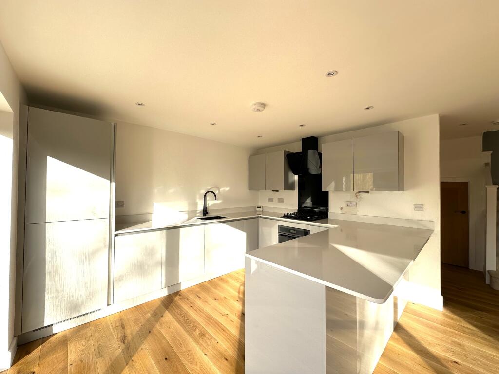 Kitchen (1)