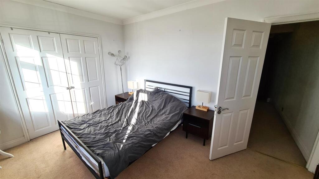 Bed 1