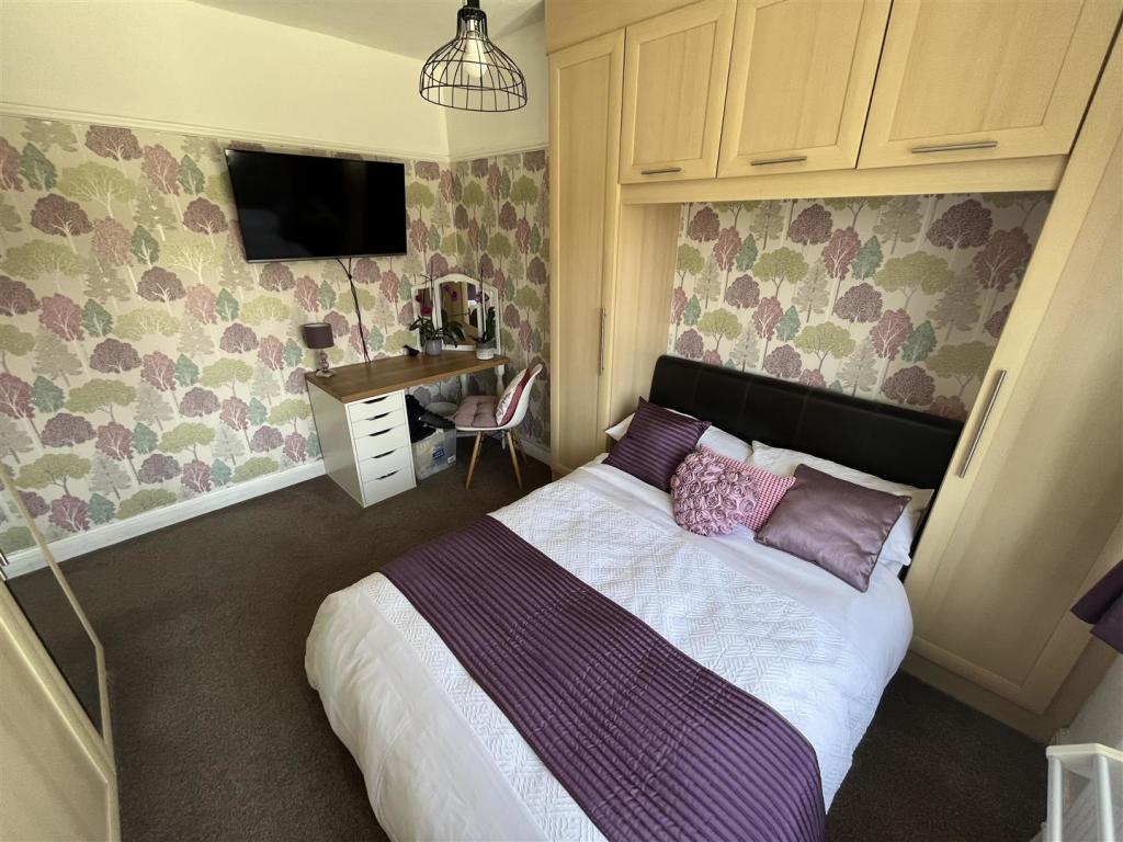 Bedroom 2 Aspect 2.jpg