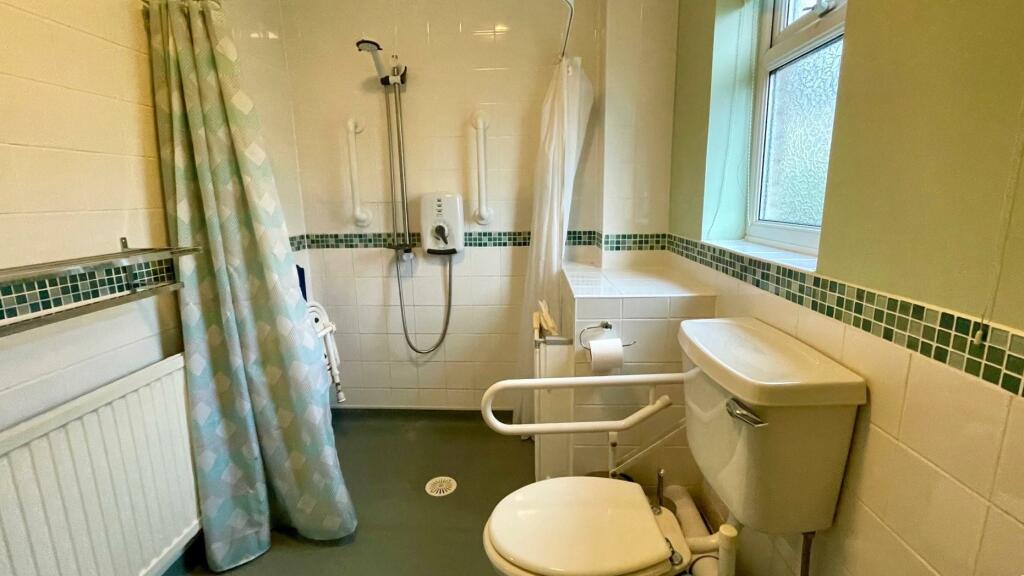 WET ROOM
