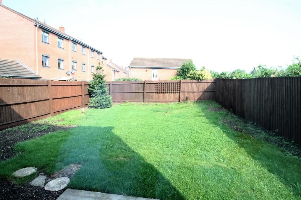 2 Wharf garden.jpg