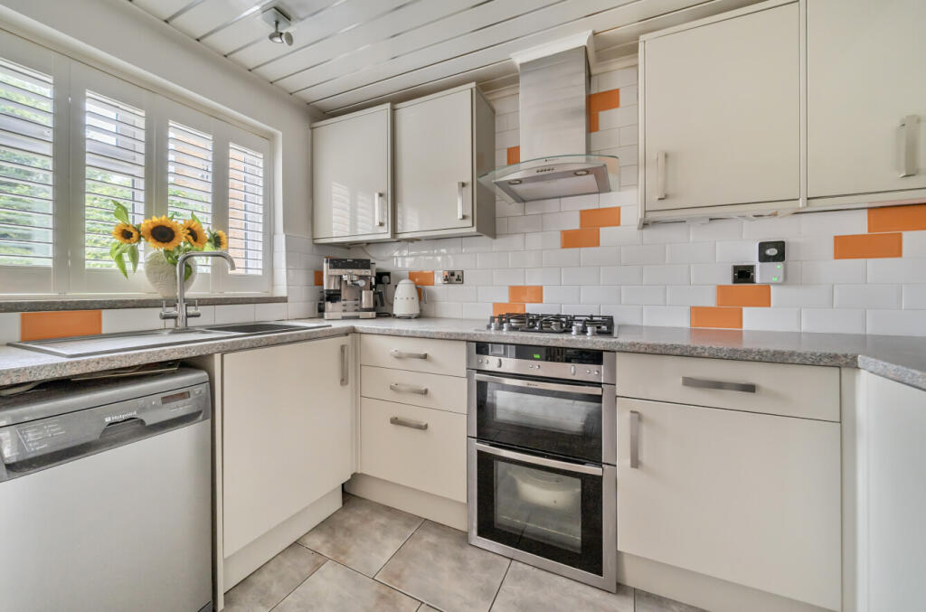 1328709-1-6889fc8...