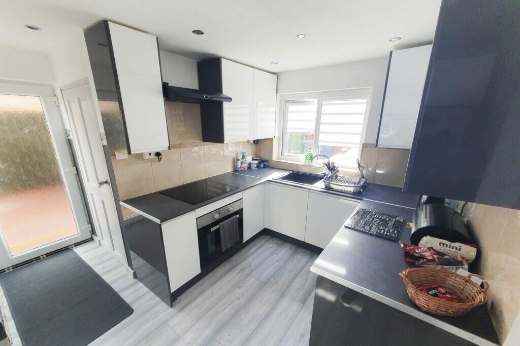 24 Nene Court - Kitchen