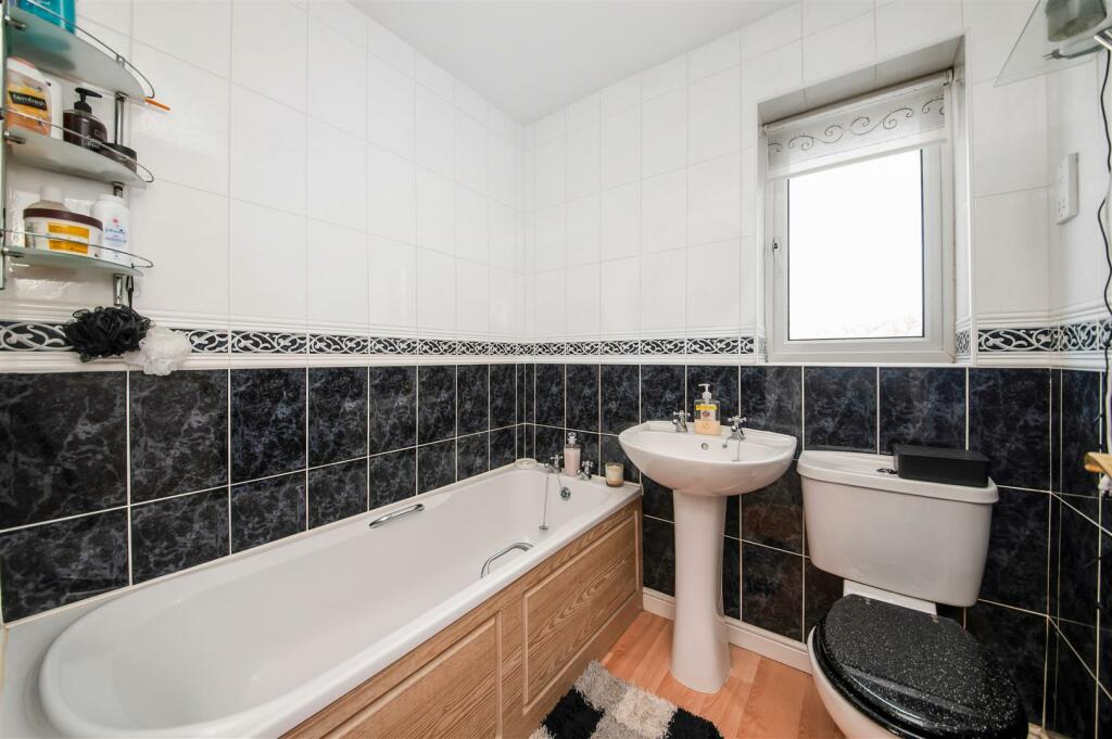 HOUSE BATHROOM
