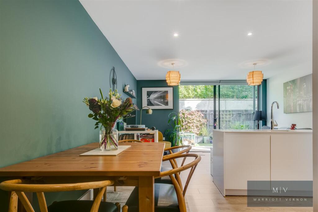 Malan Apartments 1 MV-1.jpg