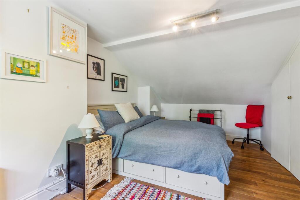 Sutherland Road, W4 - FOR SALE