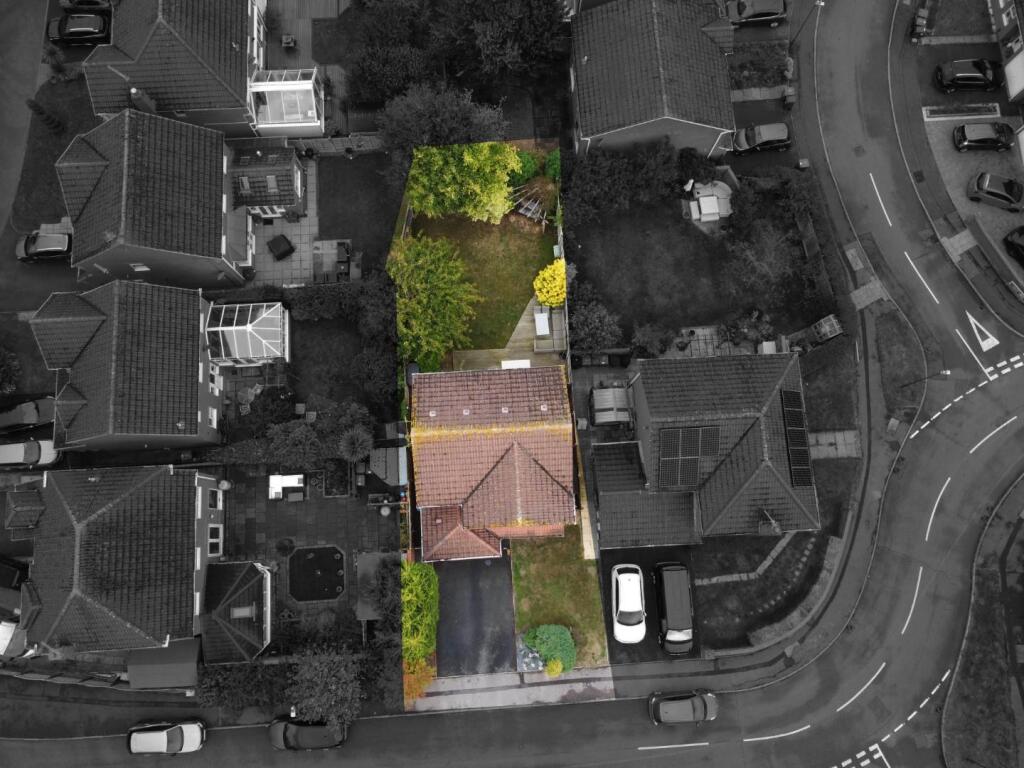 9 Mark Antony Drive Cv34-26a.jpg