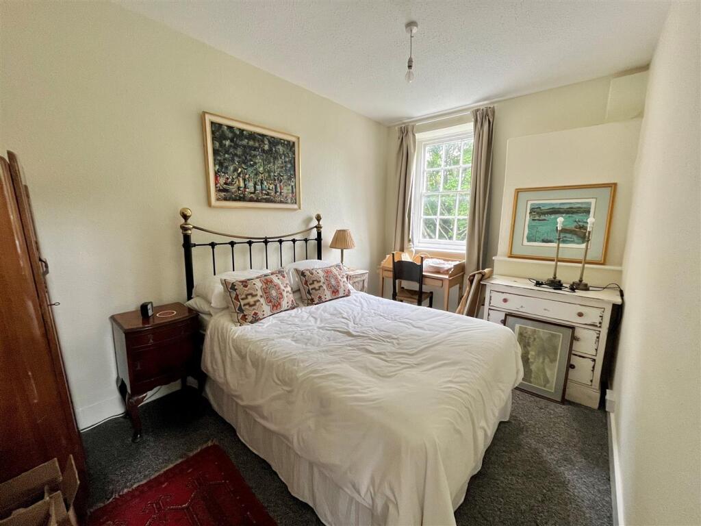 Bedroom 2.jpg