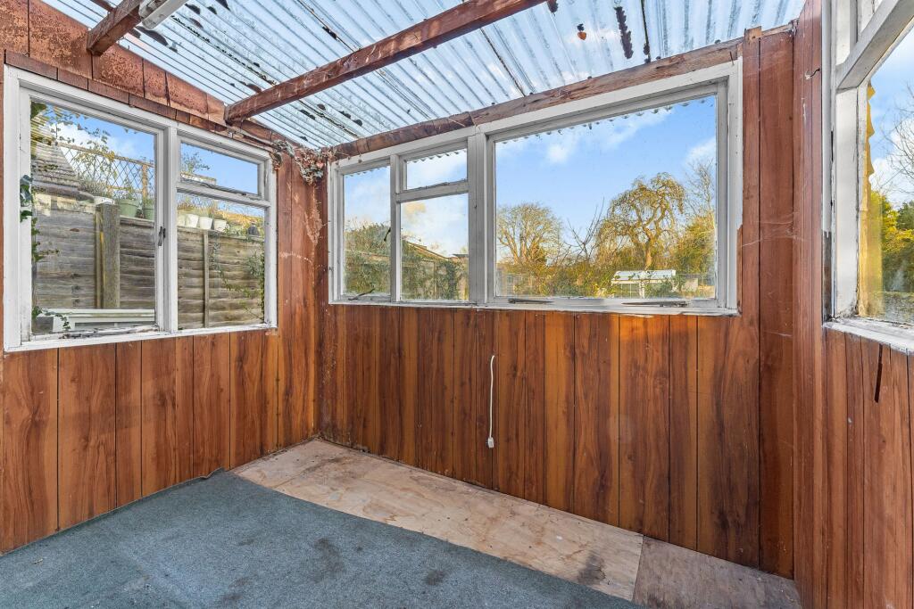 Lean-to