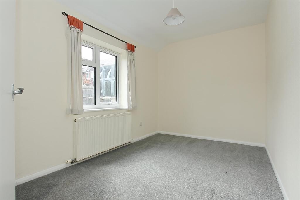 Rose Cottage, 17a Picket Piece (5).JPG