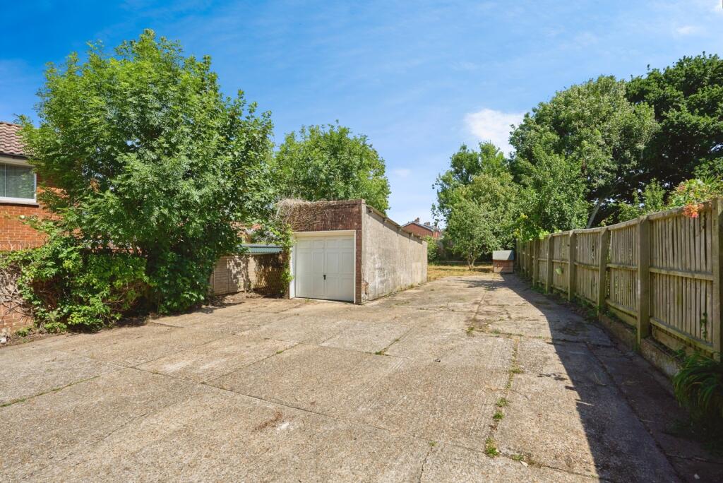 Garage &amp; Driveway