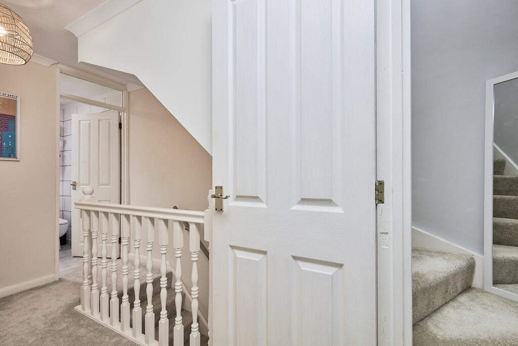 Edward Knight 202...