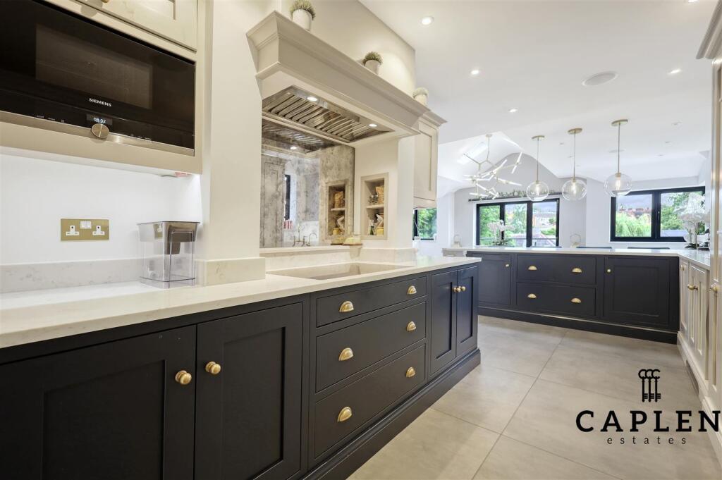 img_8495_2 copy 2.jpg