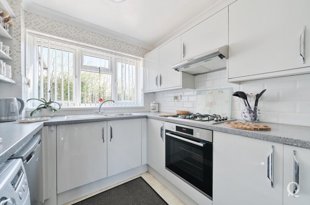 e6005643-d78c-41d...