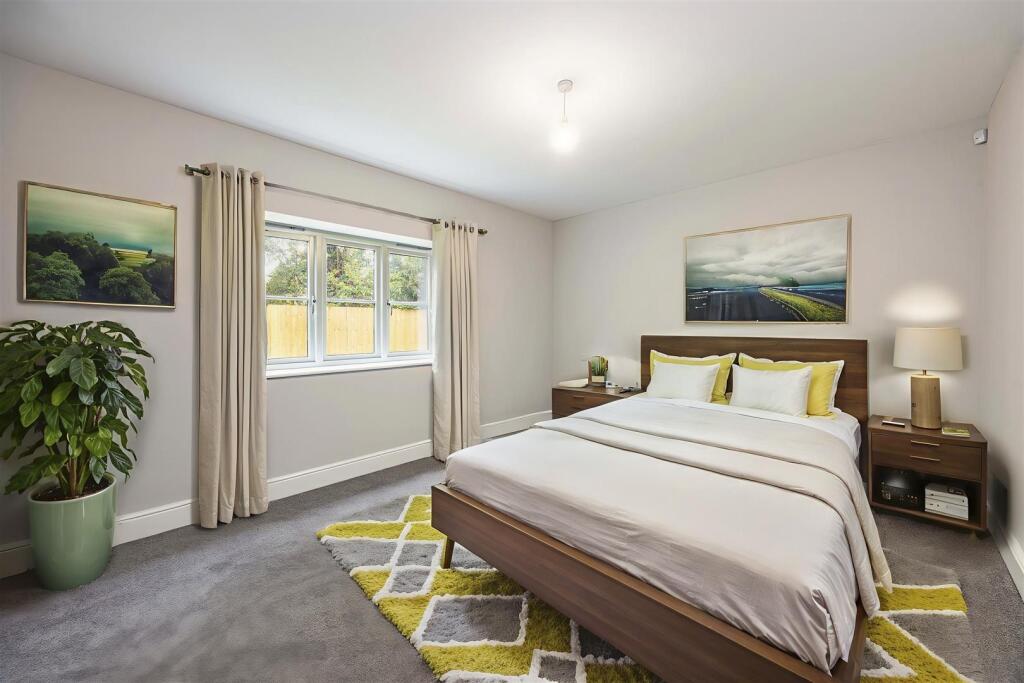 1SunnyfieldClose-116.jpg