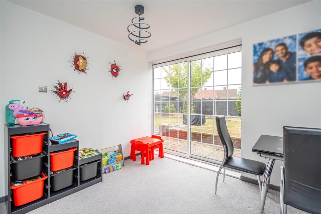 Sitting room blur.jpg