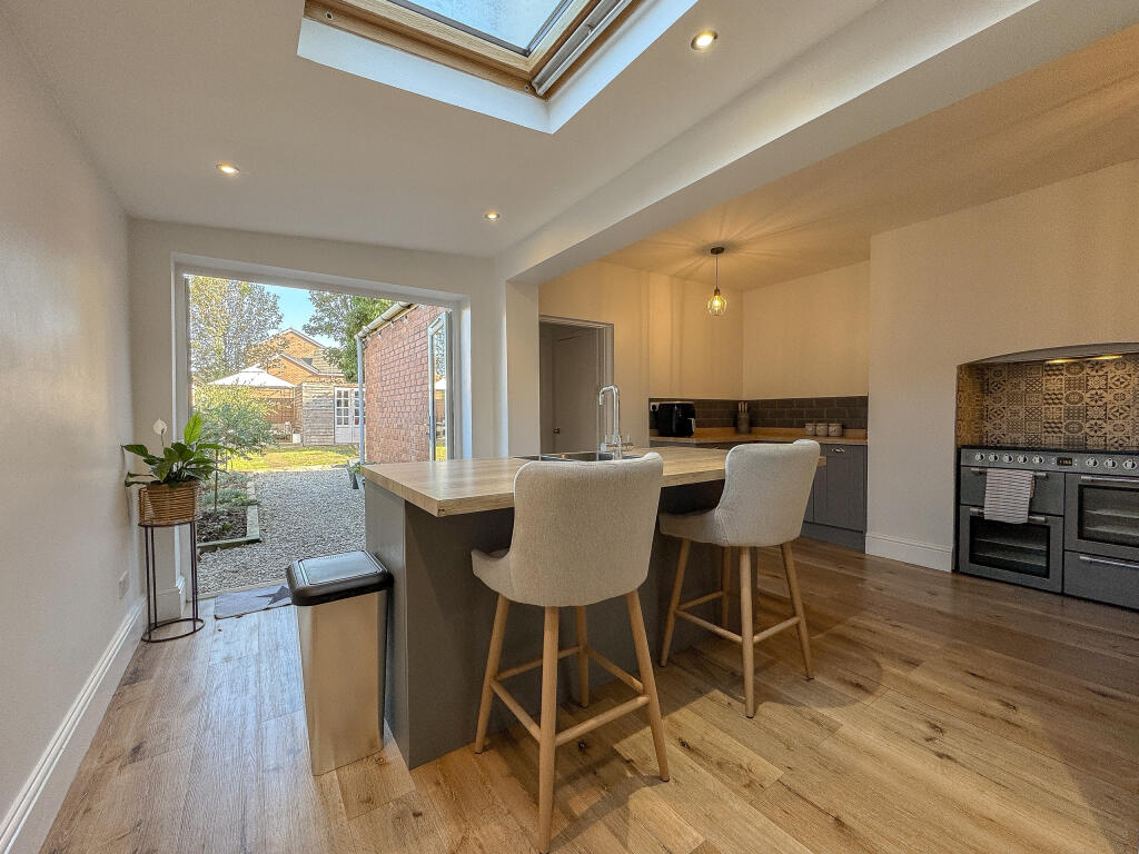 Kitchen (3)