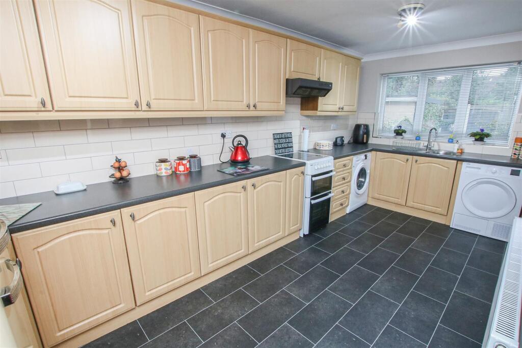 EXTENDED KITCHEN