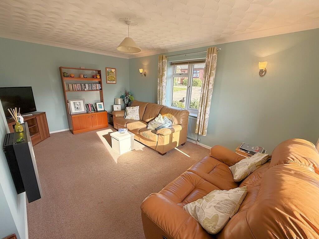LIVING ROOM 2