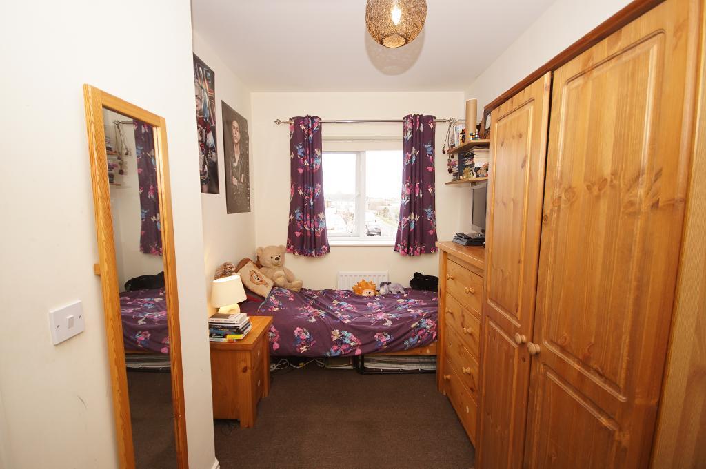 Rear Bedroom