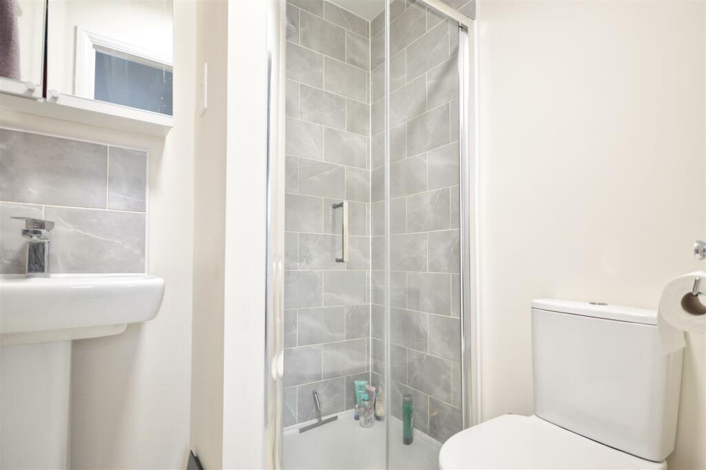 Ensuite Shower Room