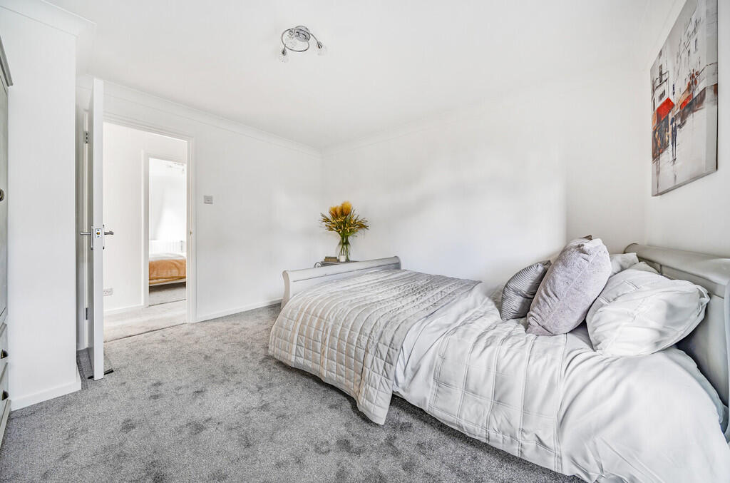bedroom2-1