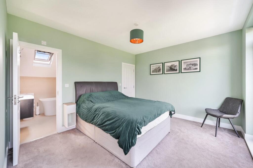 TATTENHAM GROVE (5).jpg